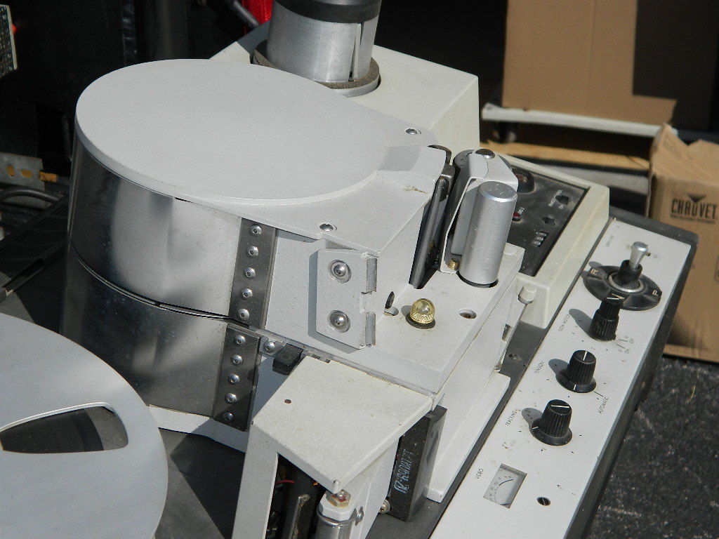 AMPEX VR660 VTR8.jpg