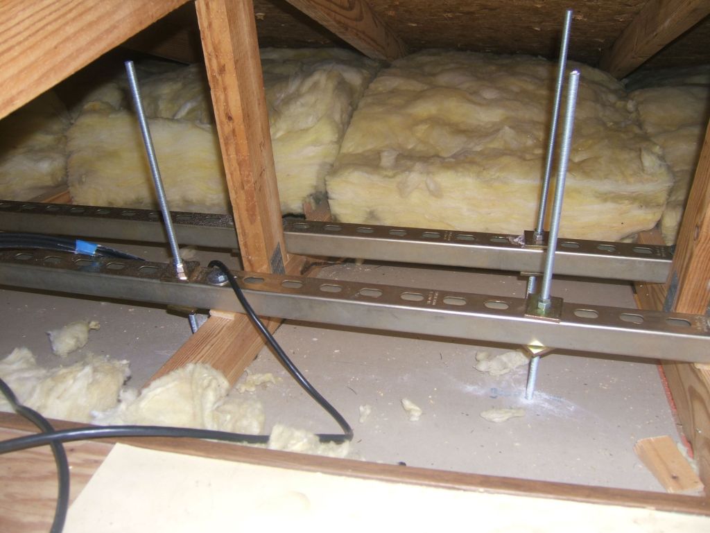 attic1.jpg