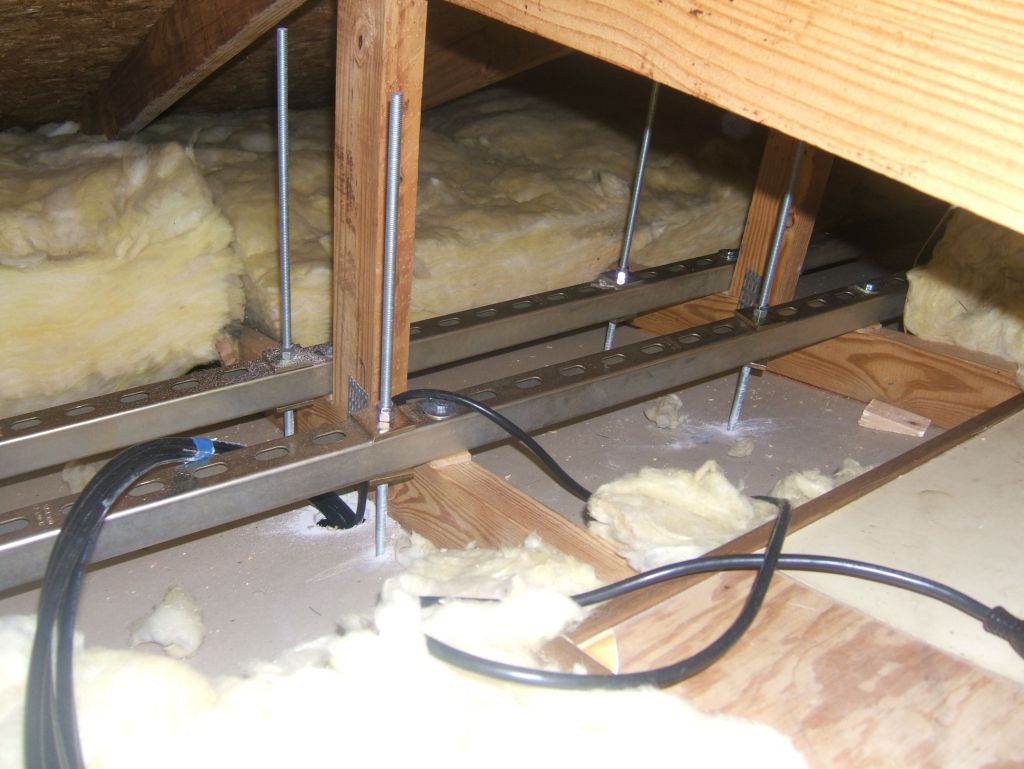 attic2.jpg