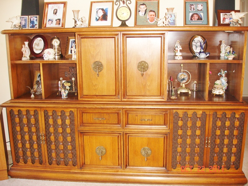 Curtis Mathes Entertainment Center 1.JPG