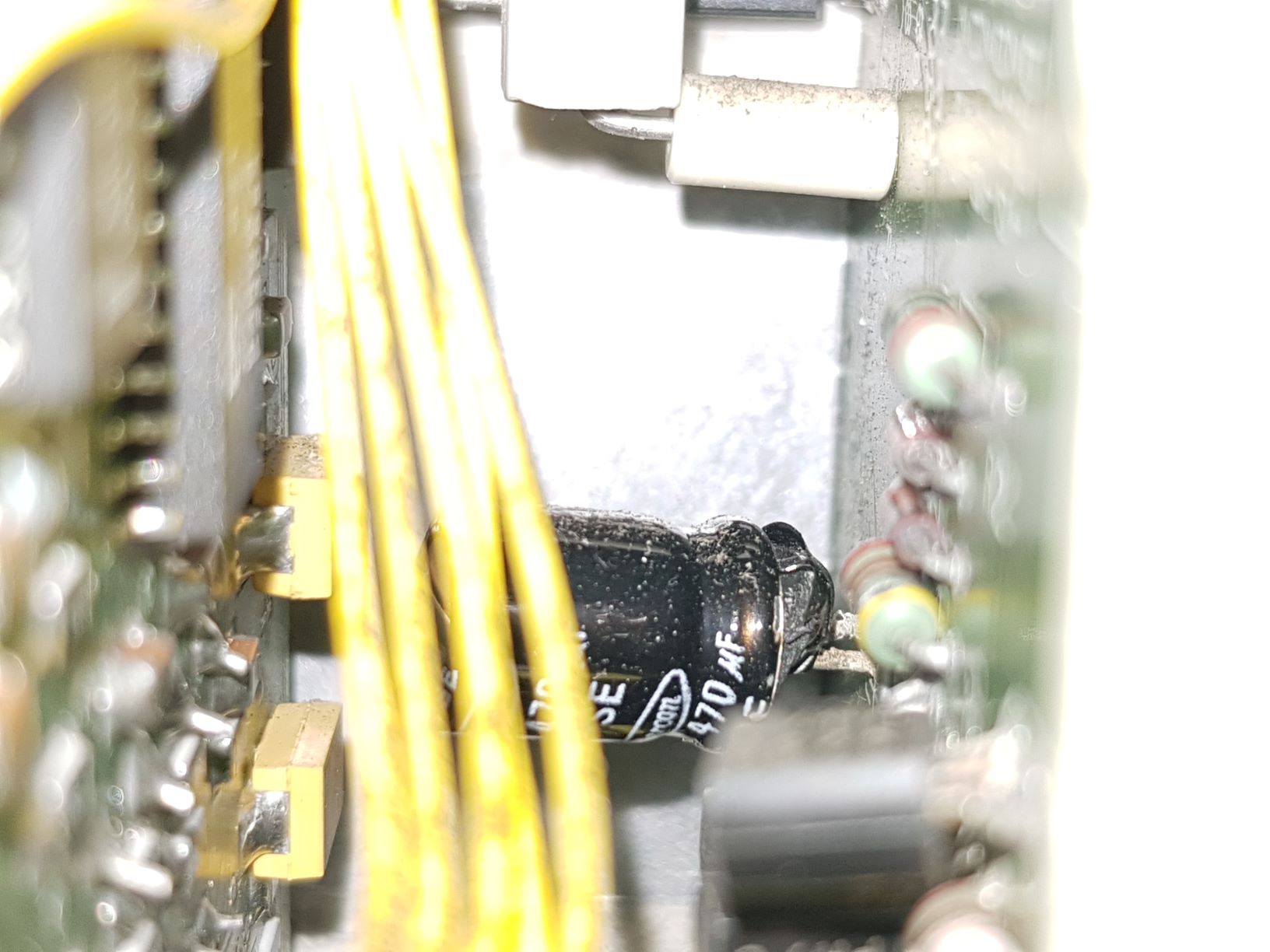 failed capacitor horizontal shift board.jpg