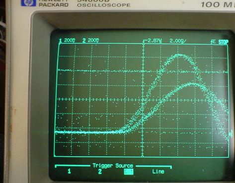 risetime compair upper in lower out sd5401.JPG