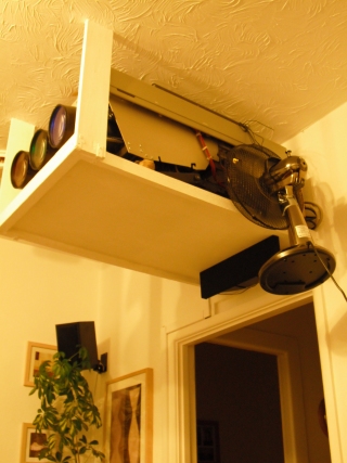 TV 004.jpg