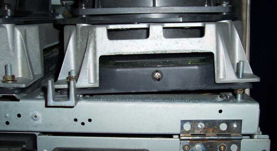 web_mod-closeup.jpg